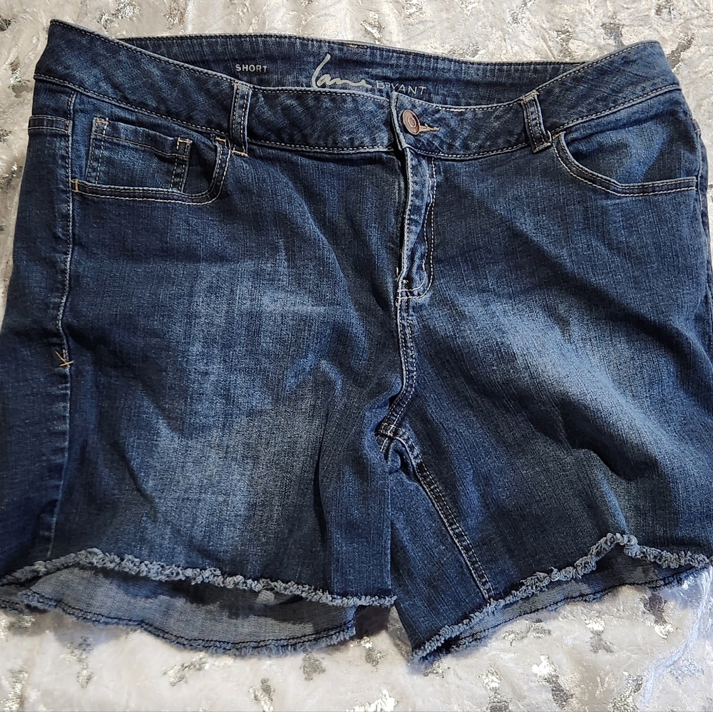 Lane Bryant- Women's(18) Cut Off Denim shorts - Picture 3 of 4